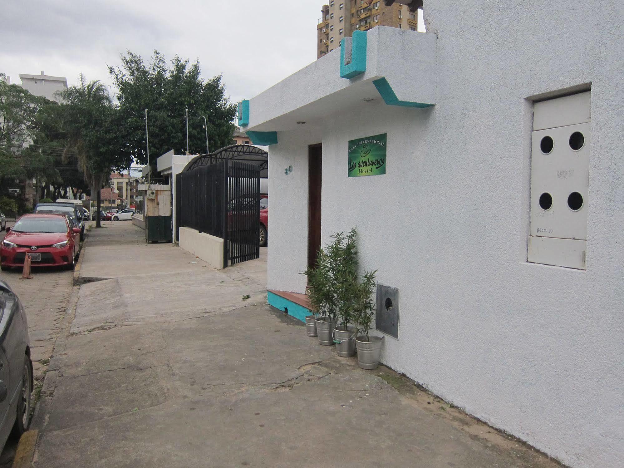 Hostal Los Aventureros Santa Cruz de La Sierra Extérieur photo
